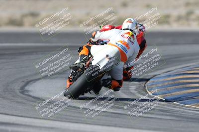 media/Dec-01-2025-Moto Forza (Mon) [[2daa91e15f]]/1-Advanced Group/Session 2 Turn 11 Backside/